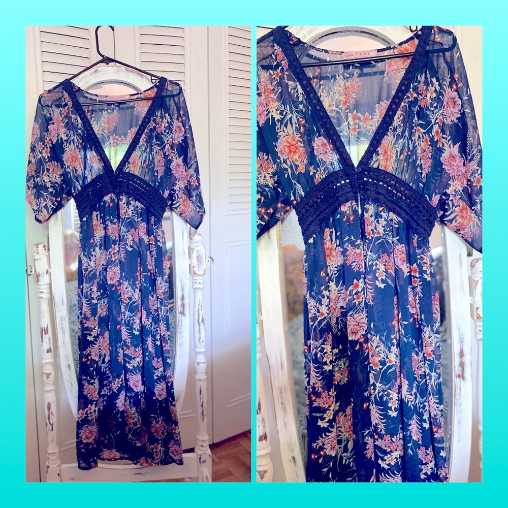 Crave Fame Cover Up Large Women’s New without tags never worn !